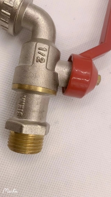 عرضه کارخانه 1/2 نیکل پوشش داده شده با دسته فولادی باغ مسخرة bibcock آب لوله کشی