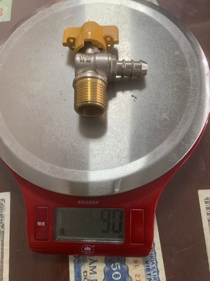 شیر زاویه ای نیم اینچی برنجی با دمای متوسط ​​برای دستگیره مسی آشپزخانه